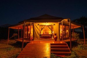 Sound-of-Silence-tented-camp